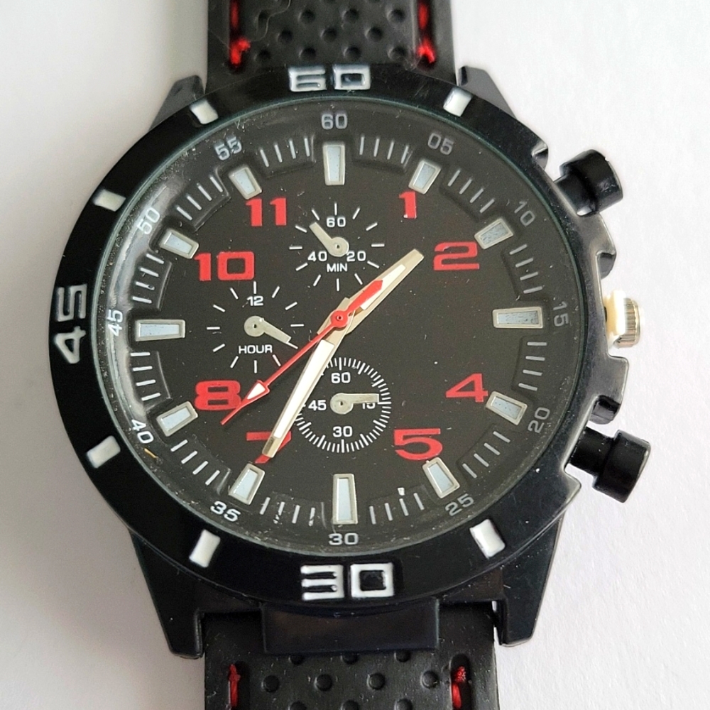 Men's silicone band Watch